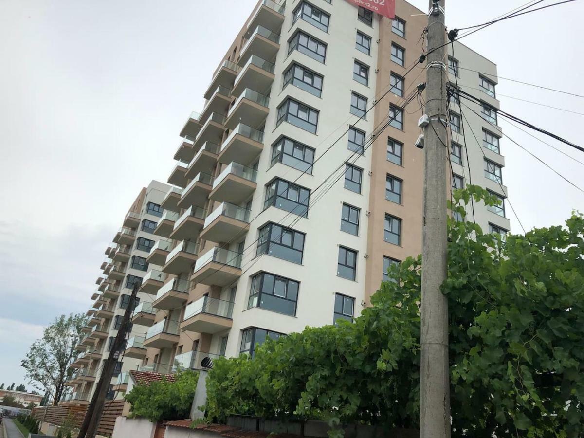 בוקרשט Luxury Westpark 2 Residence With Lake View מראה חיצוני תמונה
